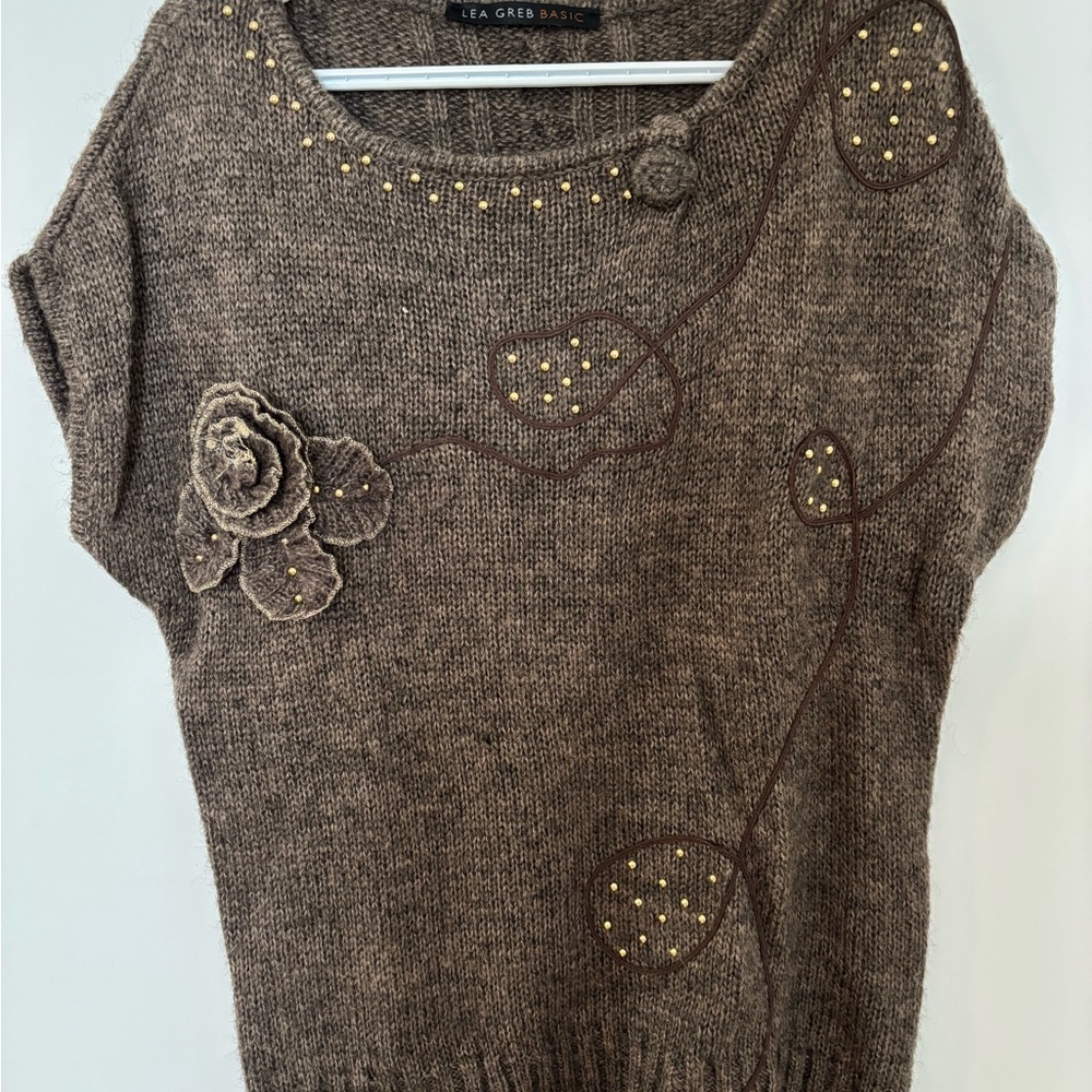 Vintage Brand Lea Grey Brown Embellished Flower Knit Sweater - Size Medium